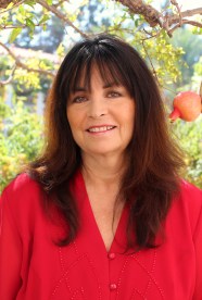 DOYEN Denise, Headshot 2